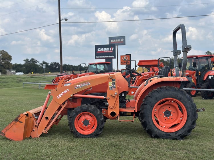 Kubota B2301